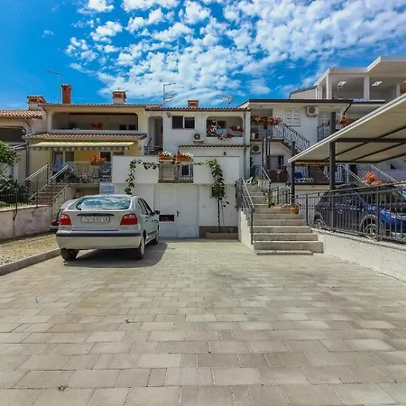 Radan Apartment